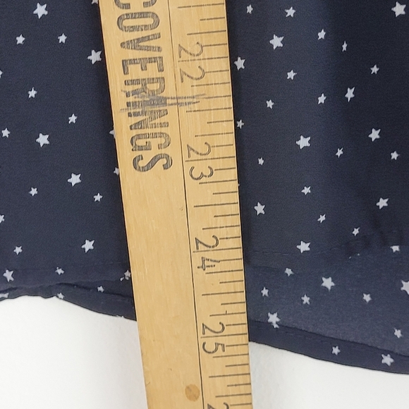 Who What Wear black long sleeve blouse white stars ruffle lace front button up M - Picture 6 of 11